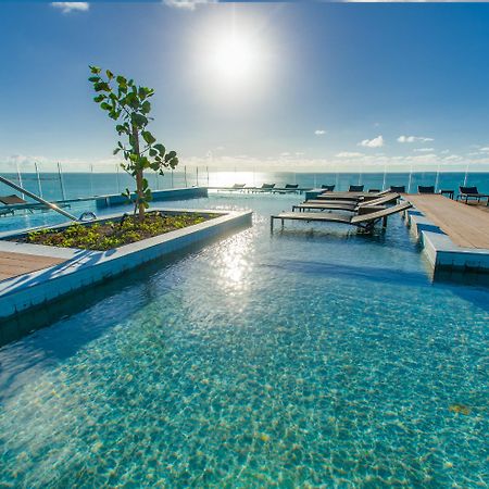 Meridiano Hotel Maceio  Ngoại thất bức ảnh Infinity pool at the rooftop of the hotel